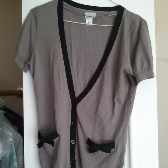 H&M Sweaters - H&M Bow Pocket Cardigan Sweater XS NWOT